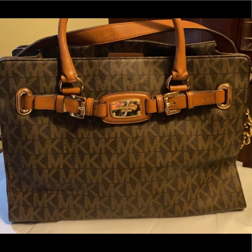 Michael Kors purse